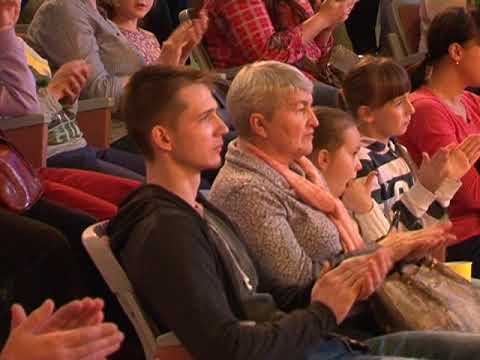 На манеже курского цирка прошел праздничный концерт