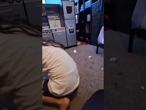 Jazzy poops her pants