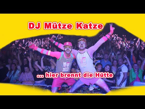 DJ Mütze Katze ..... hier bleibt kein Auge trocken