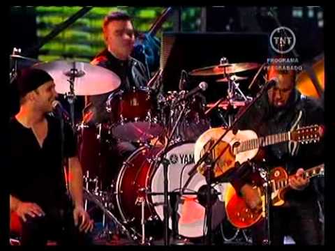 (Live) Ricky Martin & Natalia Jiménez - Lo mejor de mi vida eres tú (Latin Grammy 2010)