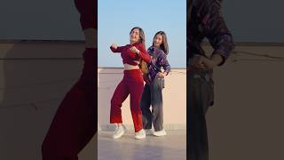 Download lagu Nashe si Chad Gayi 😍🔥♥️ #shorts #trendingshorts #dance #trend #viral #outfit #meghachaube mp3