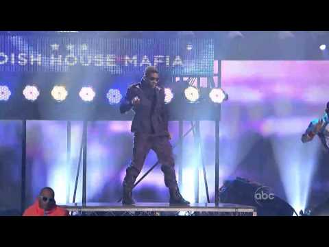 Usher Ft Swedish House Mafia - Dj Got Us fallin in love again