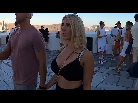 GREECE, SANTORINI WALKING TOUR, WALKING AROUND OIA VILLAGE, SANTORINI CITY WALK #greece #santorini