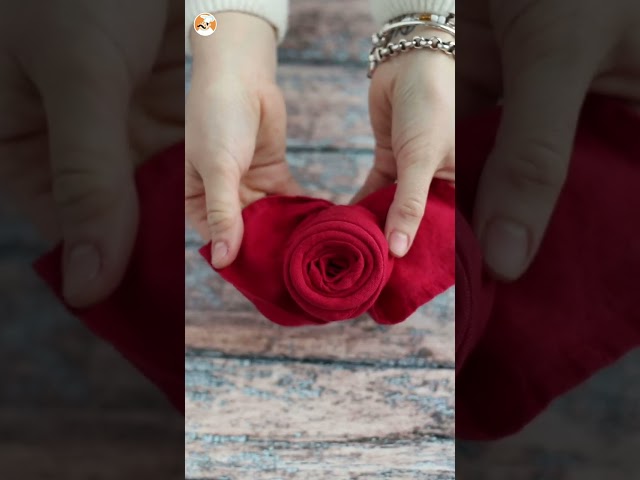 Vídeo relacionado con SAVITA 72uds y Servilletas para Fiestas Welcome to The Other Side, incluye 24 Servilletas y 2 Tamaños de 48 Platos, Vajilla Espeluznante, Recuerdos para Fiestas, Decoración de Cumpleaños.