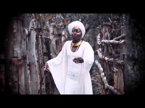 HOPE MASIKE - Huyai Tinamate : MbiraGospel (Official Video)