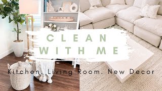 Summer Clean with Me! Kitchen & Living Room/Cleaning Motivation For You!