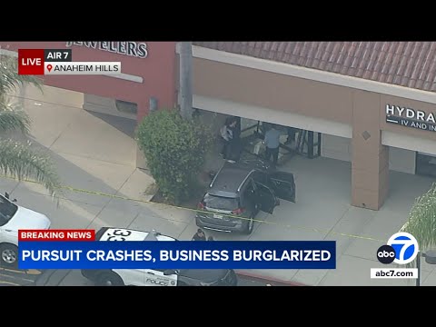 Police chase ends in multiple crashes after business burglarized in Orange County, authorities say