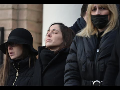 Neutješna Akijeva kći oprostila se od oca: 'Begaj tata jer im je dosadno gore bez tebe'