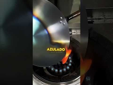 Por que os chefs não usam panelas antiaderentes!