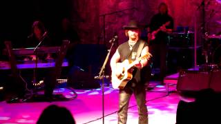 Travis Tritt "Modern Day Bonnie and Clyde"