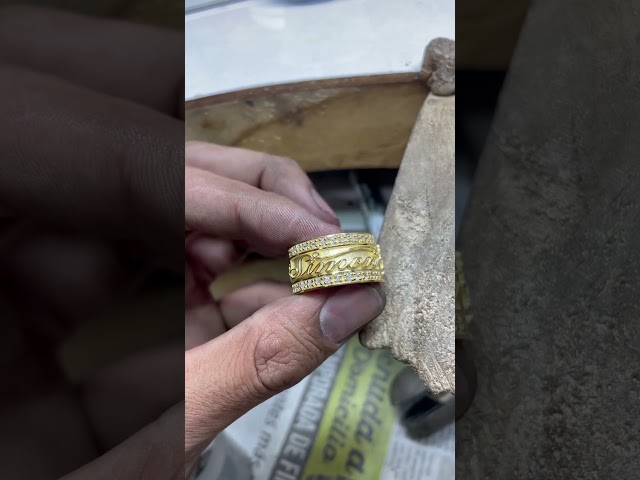 Vídeo relacionado con KSJEHW 3 Piezas Anillo De Oro para Hombre Anillo De Boda Kanji Anillo De Riqueza/Suerte/Salud Grueso Anillos Ajustables