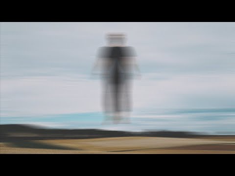 Martin Roth - An Analog Guy in a Digital World (official upload)