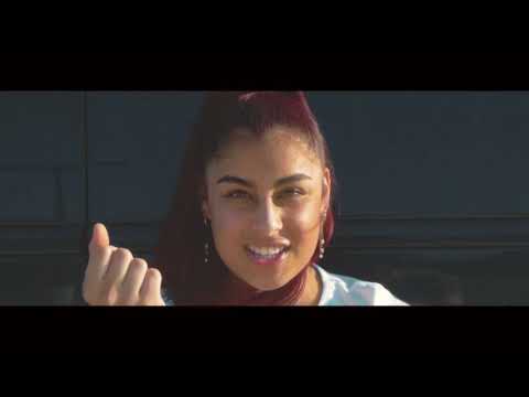 KUURO - Afraid of the Dark (feat. Sophiya) [Music Video]