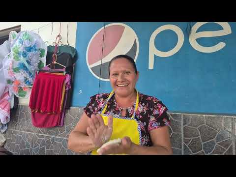 Recorriendo el Centro de Mercedes Umaña miren lo que Paso al Final del Video 