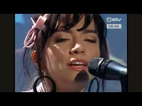 Nouvelle Vague:  Bizarre Love Triangle Cover