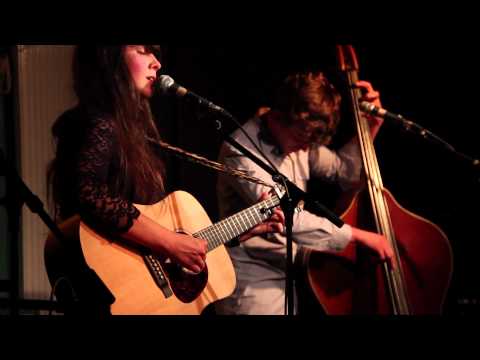 Love Like Birds 'Manic' - (Let Love Rule, Vrijstaat O. - 10/02/12)