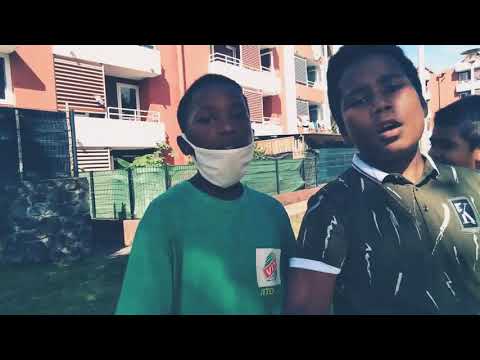 KENØ_44Ø FEAT MC MIC_43