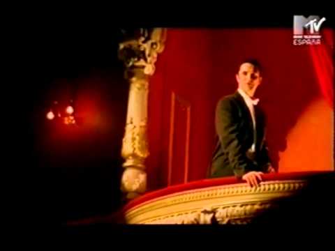 TOXIC Opera Version . Britney Spears