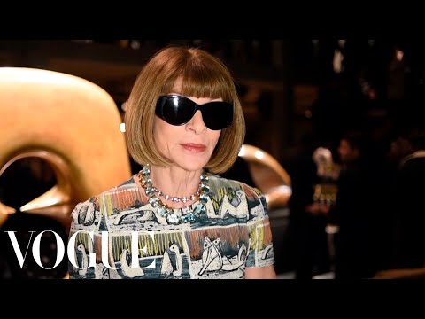 , title : 'Anna Wintour on the Trends of London Fashion Week | Vogue'