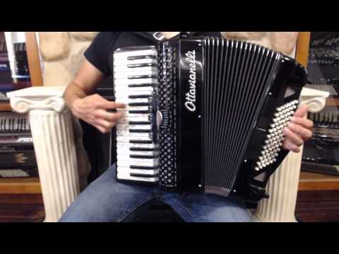 How to Play a 72 Bass Accordion - Lesson 3 - Scottish Strathspey in A Minor - Donald John the Tailor
