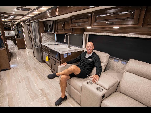 Preview image of 2023 Newmar Dutch Star 4071 (17N221276) youtube video