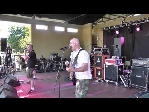 The Sandals - na żywo Rock Na Bagnie 2015