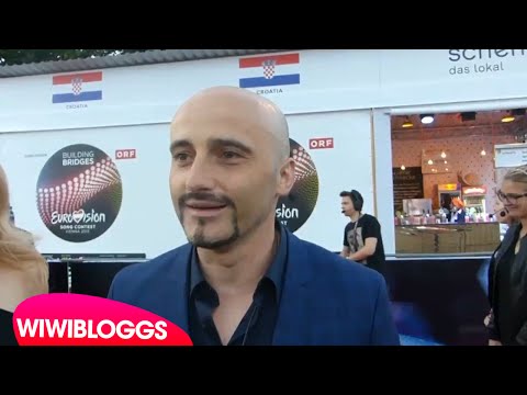 Eurovision 2015 red carpet: Voltaj (Romania 2015) interview | wiwibloggs