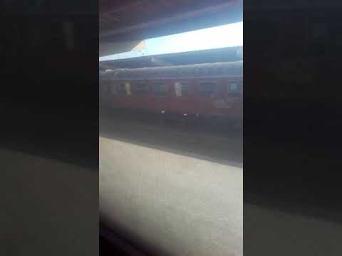 Trenul R 5609 pleca din gara iasi