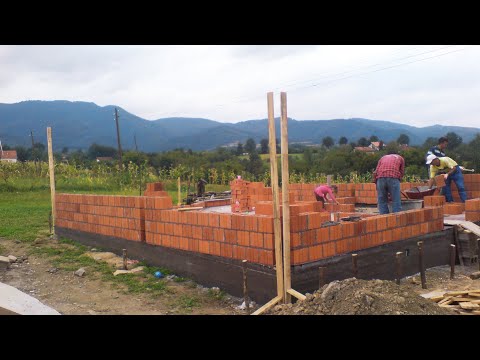 Izgradnja kuce od temelja do krova 2. dio-Building a house 2.( zidanje, nadogradnja, krov)