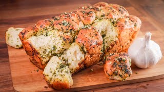 Perfect Pull-Apart Garlic &amp; Herb Loaf | Awesomely Delicious Savoury Monkey Bread