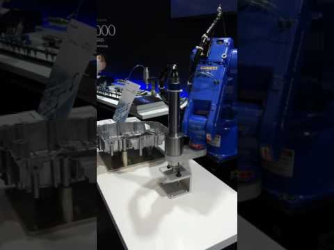 NAKANISHI Motor Spindle E4000 Deburring by Yaskawa Robot