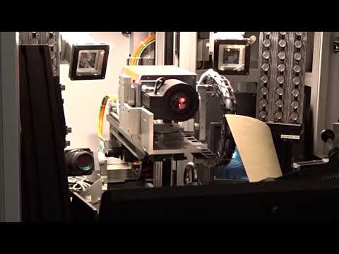 Turbinenschaufel Prüfsystem mit Thermografiekamera ImageIR® von InfraTec