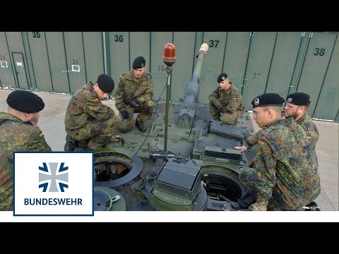 Spezialgrundausbildung der Panzertruppe: Ausbildung am Panzer | Bundeswehr