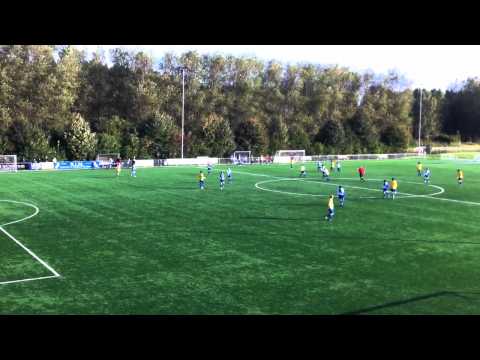 Actie junior vanaf eigen helft