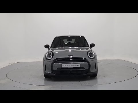 Mini Cooper 5-Door Cooper Exclusive - Image 2