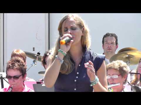 Papa - door Lizanne Jong | Origineel van Stef Bos | Uitvoering van Chantal Janzen.