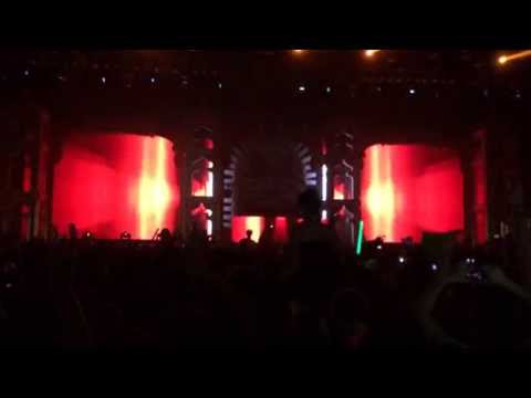 Calvin Harris & Alesso feat. Hurts - Under Control @ FreakNight 2013