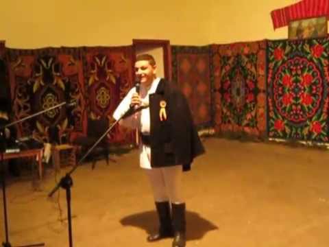 40 - Festivalul de colinde si traditii populare - Pogaceaua - Marian Suciu - 20 dec 2014 - MVI 1440