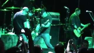 CJ RAMONE -  CARRY ME AWAY - Live in Uberlândia