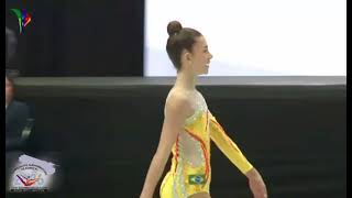 Aos 13 anos, ginasta Luiza, de Florianópolis já coleciona medalhas internacionais 