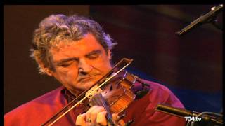 Legendary fiddler Tommy Peoples will receive his 2nd Gradam Ceoil | Domhnach Cásca ar TG4