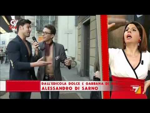 G'DAY 05/04/2012 - La sfilata organizzata Alessandro Di Sarno davanti all'edicola di D&G