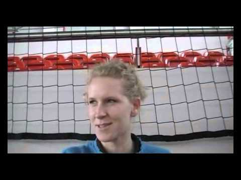 Agata Węgiełk w AZS WSBiP KSZO Ostrowiec - 2 października 2012r.