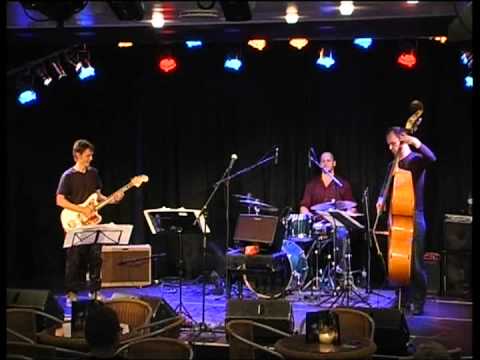 Svend Asmussen Medley - Honeysuckle Rose, Den Lille Ole & June Nights