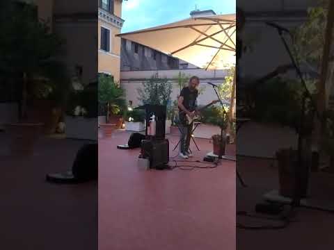 Shine on you crazy diamond/street performer 