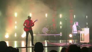 Straight Jacket - Theory of a Deadman