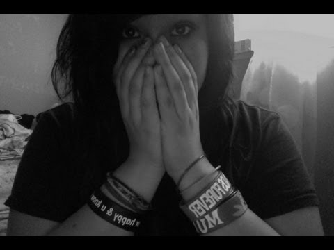 OLI SYKES VS. KELLIN QUINN?