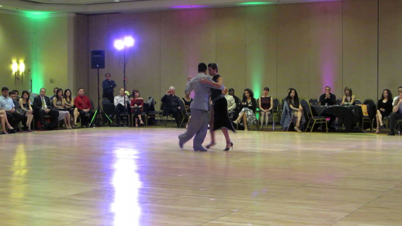 Roxana Suárez & Sebastián Achával, "Si La llegaran a Ver", NTW 2015, 2/4