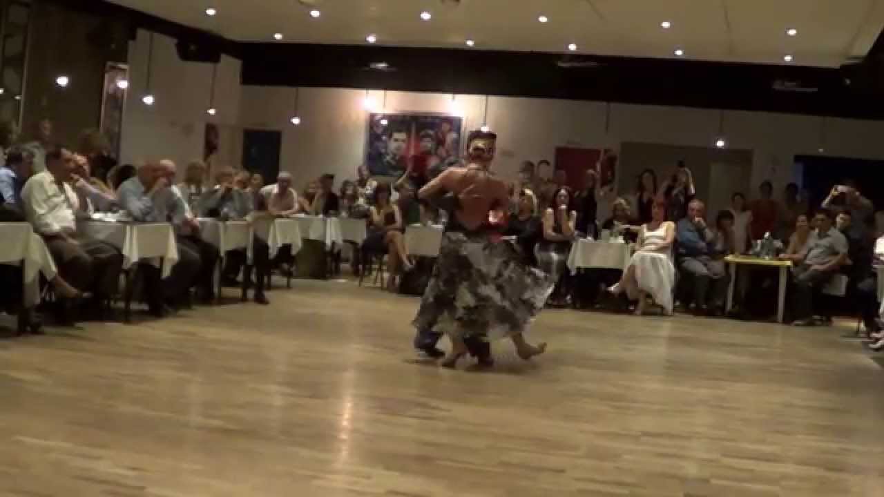 Alejandra Mantiñan y Martin Ojeda Tango "Barajando" D' Arienzo - Echague (11-01-15)
