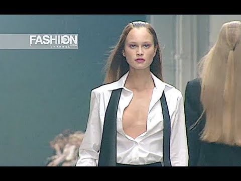 GENNY Fall 1999 2000 Milan - Fashion Channel